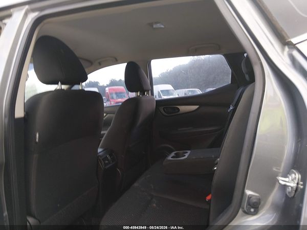 2019 NISSAN ROGUE SPORT S — I8