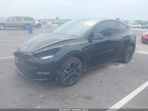 2025 TESLA MODEL Y