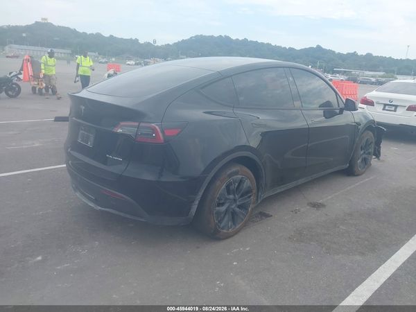 2025 TESLA MODEL Y