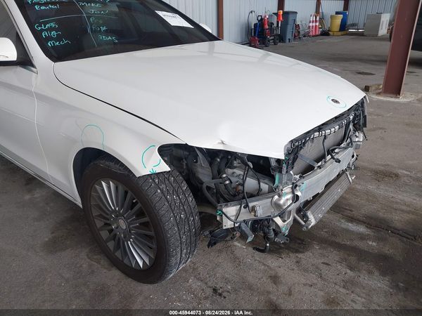 2015 MERCEDES-BENZ C 300 LUXURY 4MATIC