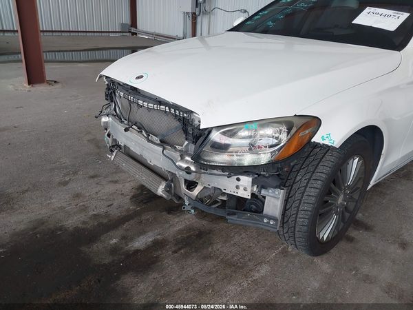 2015 MERCEDES-BENZ C 300 LUXURY 4MATIC