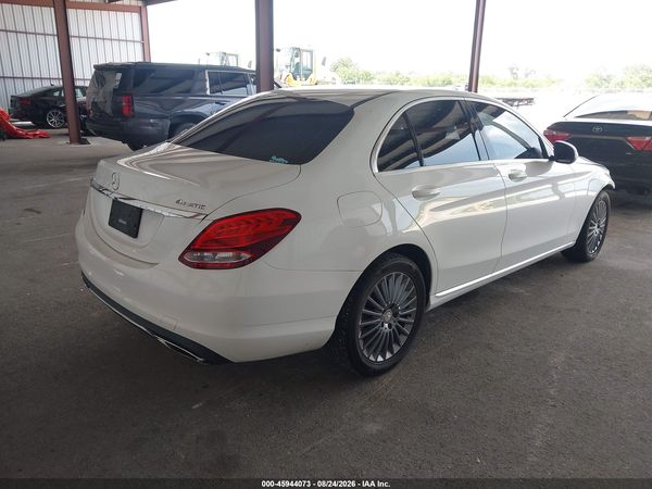 2015 MERCEDES-BENZ C 300 LUXURY 4MATIC