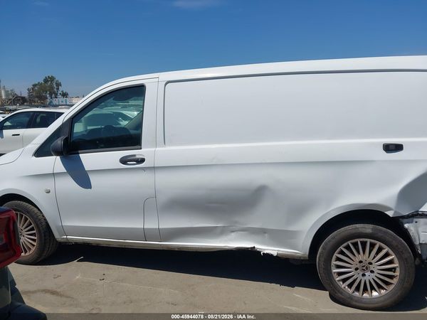 2018 MERCEDES-BENZ METRIS