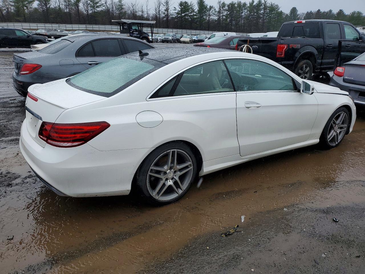 2016 MERCEDES-BENZ E E400