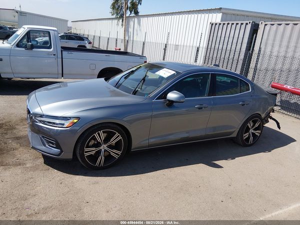 2019 VOLVO S60