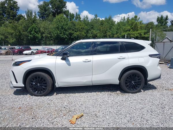 2023 TOYOTA HIGHLANDER XSE