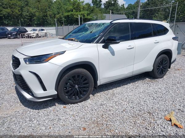 2023 TOYOTA HIGHLANDER XSE