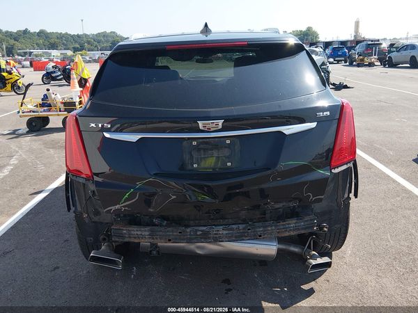 2017 CADILLAC XT5 STANDARD
