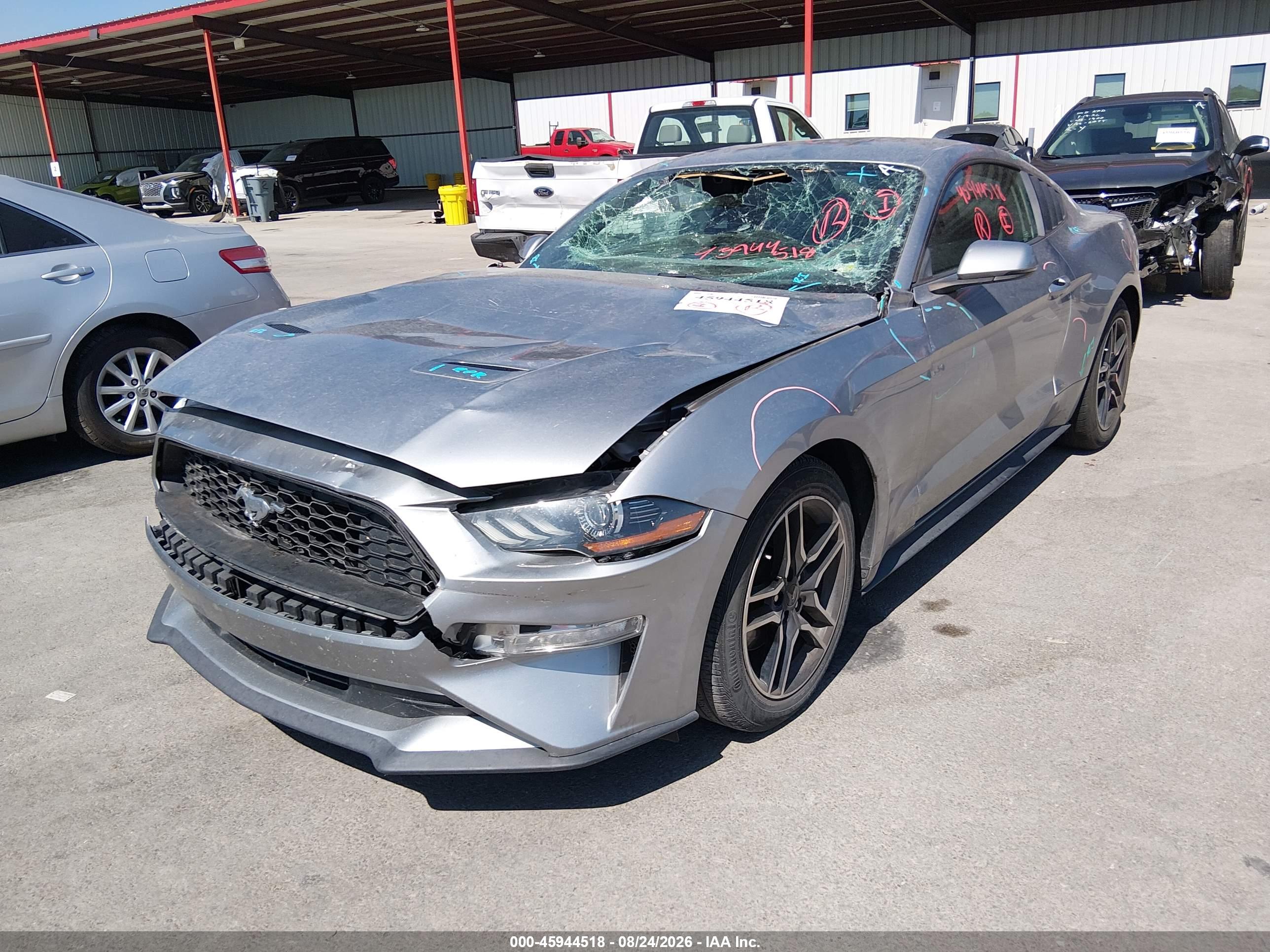 2020 FORD MUSTANG — I2