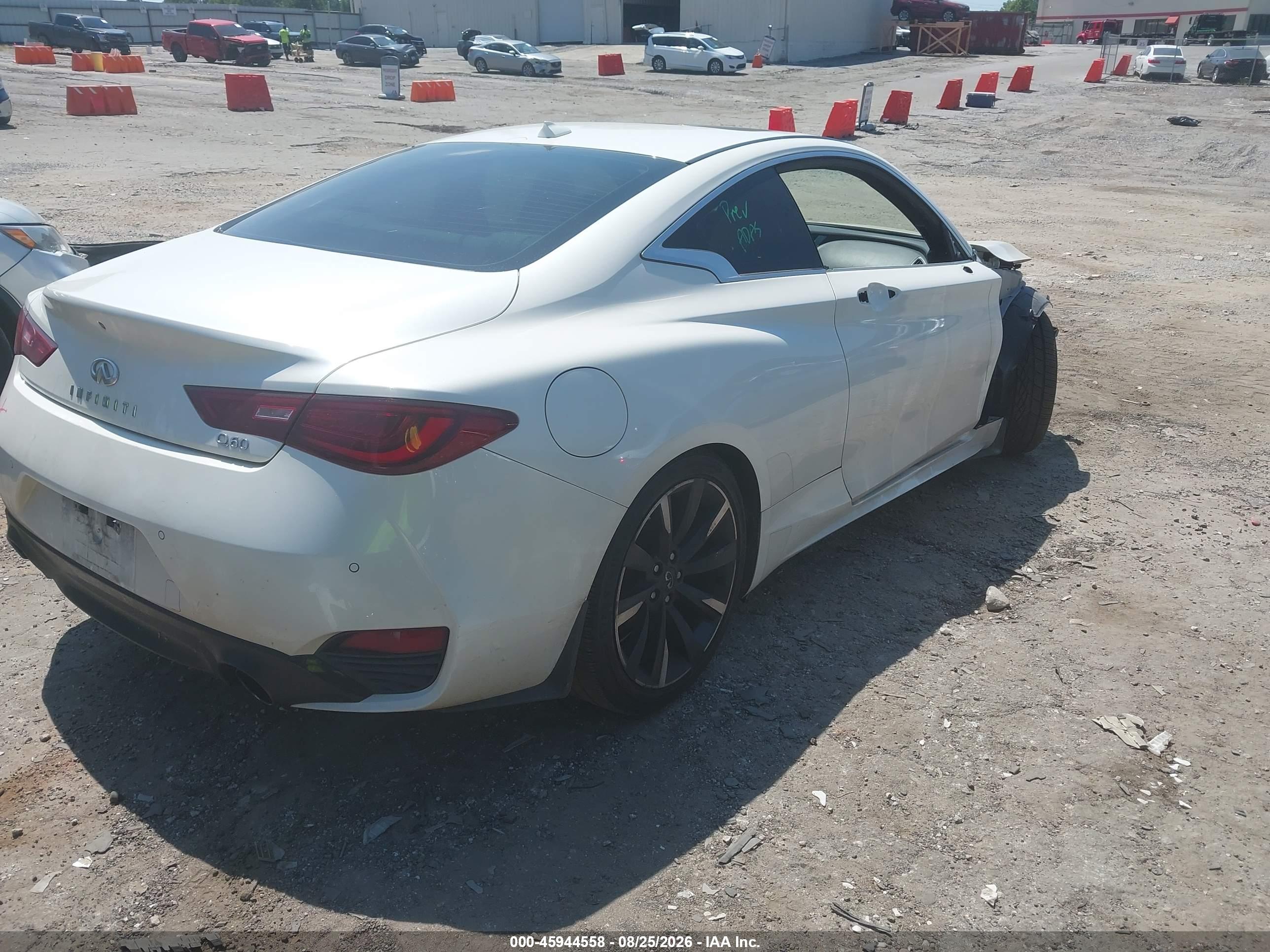 INFINITI Q60