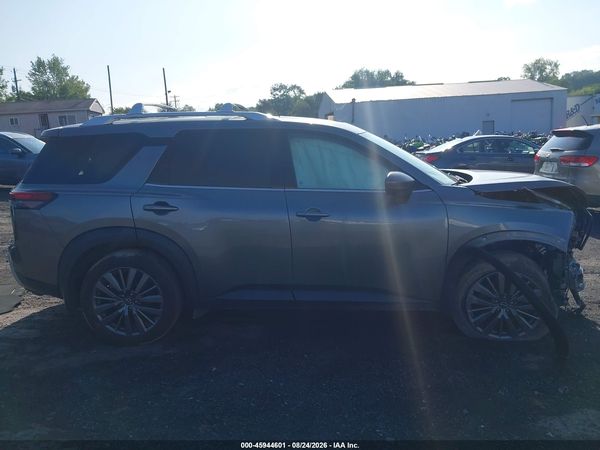 2023 NISSAN PATHFINDER SL 4WD