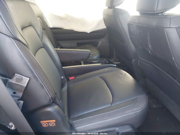 2023 NISSAN PATHFINDER SL 4WD