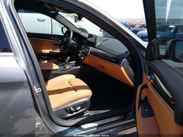 2021 BMW 530I