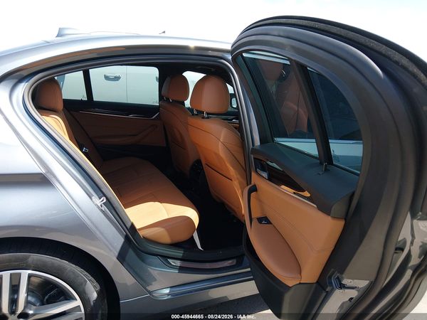 2021 BMW 530I