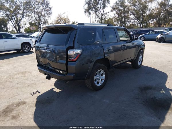 2023 TOYOTA 4RUNNER SR5