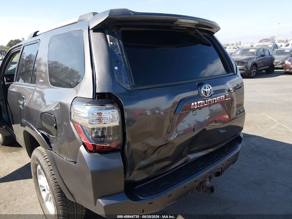 2023 TOYOTA 4RUNNER SR5