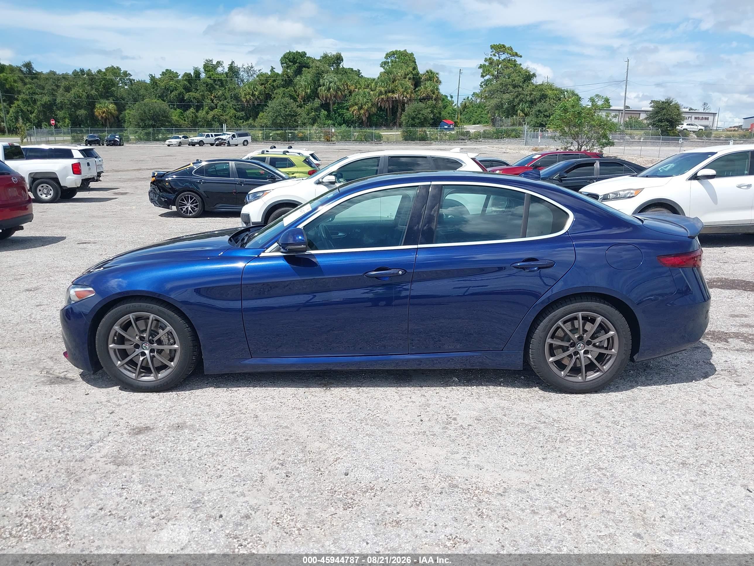 2018 ALFA ROMEO GIULIA RWD