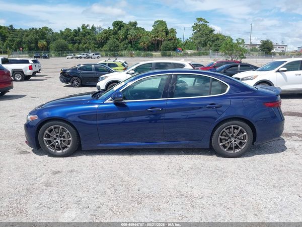 2018 ALFA ROMEO GIULIA RWD