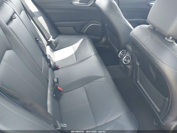 2018 ALFA ROMEO GIULIA RWD