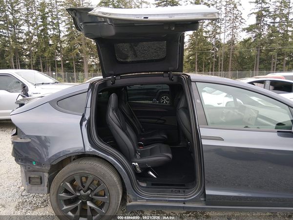 2023 TESLA MODEL X — I8