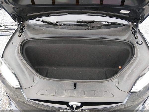 2023 TESLA MODEL X — I10