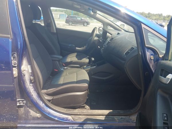 2017 KIA FORTE LX