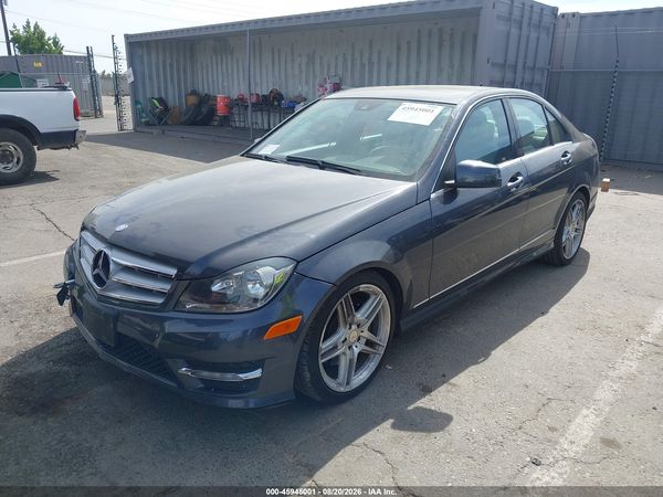 2013 MERCEDES-BENZ C 300 SPORT 4MATIC