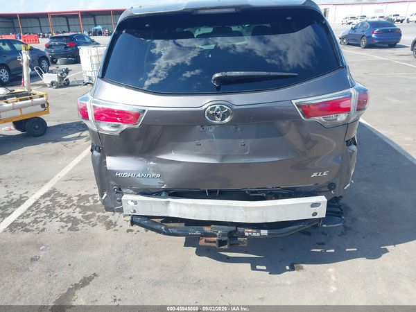 2016 TOYOTA HIGHLANDER XLE V6 — I6