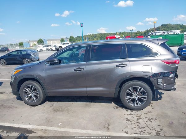 2016 TOYOTA HIGHLANDER XLE V6 — I117