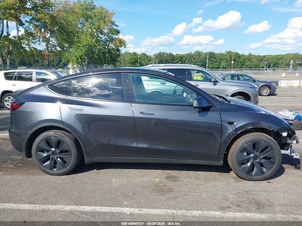 2025 TESLA MODEL Y — I116