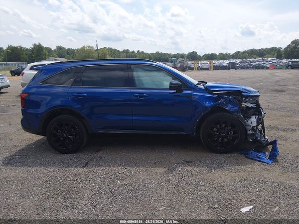 2022 KIA SORENTO SX