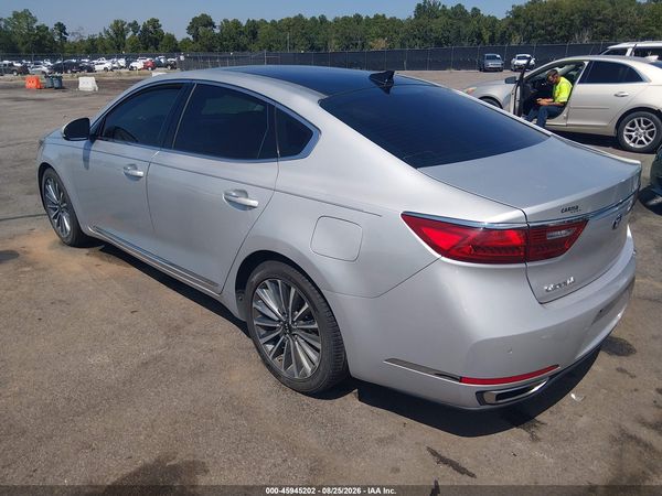 2017 KIA CADENZA PREMIUM