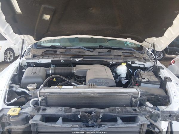 2016 RAM 1500 SLT