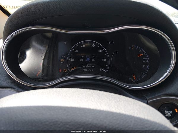 2017 JEEP GRAND CHEROKEE LIMITED — I7