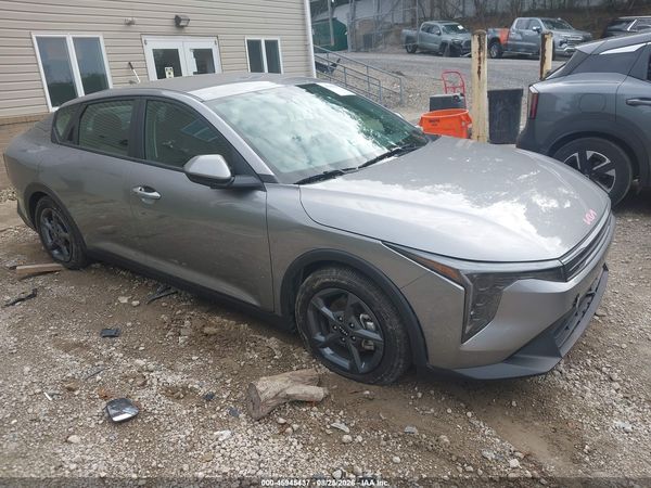 2026 KIA K4 LXS