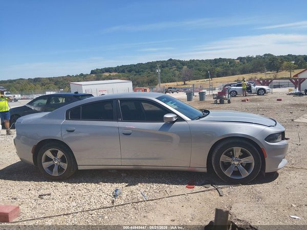 2015 DODGE CHARGER SE