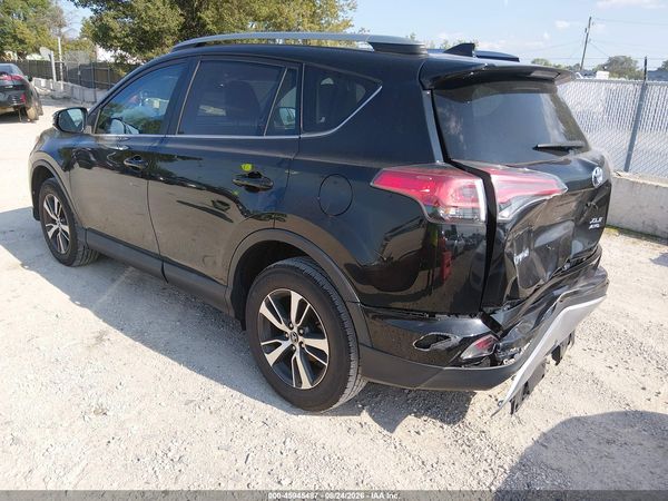 2018 TOYOTA RAV4 XLE — I3