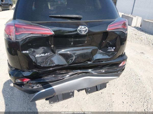 2018 TOYOTA RAV4 XLE — I6