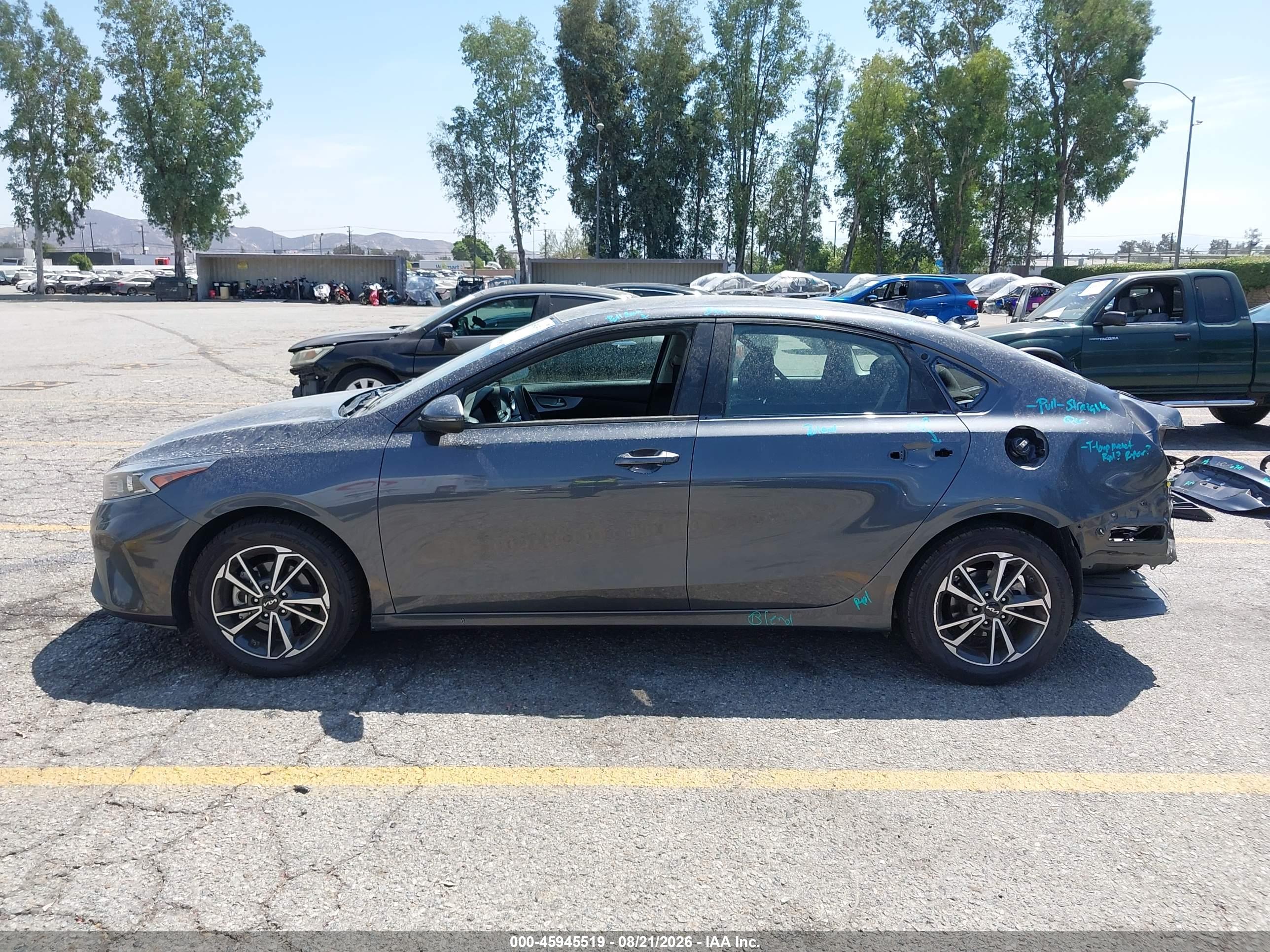 2022 KIA FORTE LXS