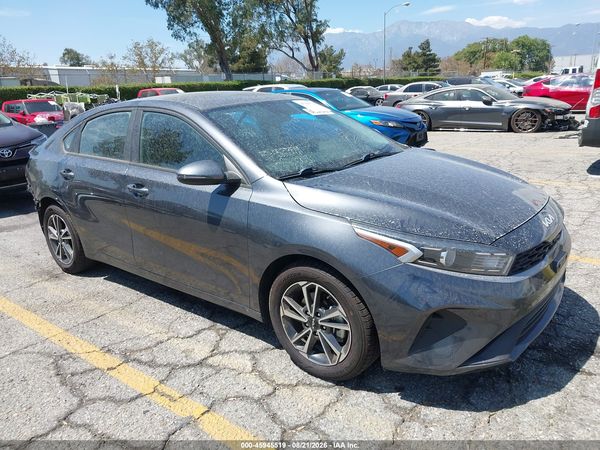 2022 KIA FORTE LXS