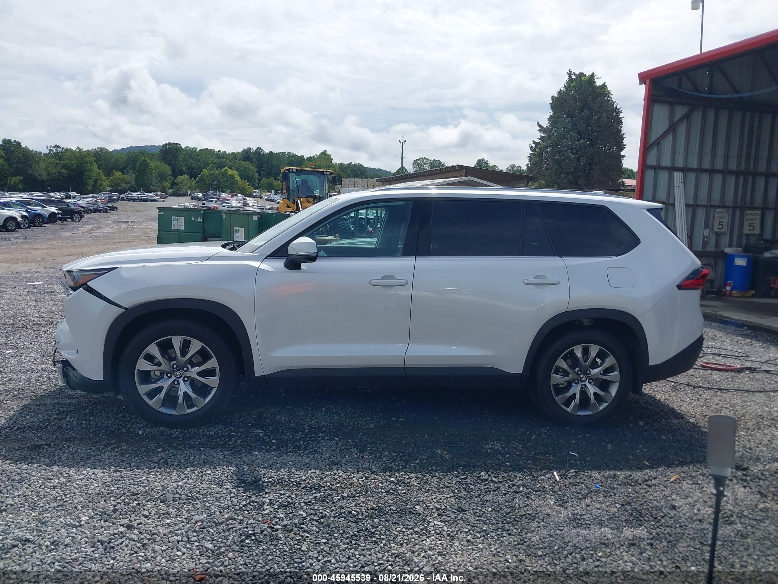2024 TOYOTA GRAND HIGHLANDER LIMITED