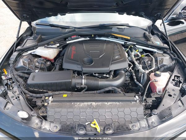 2017 ALFA ROMEO GIULIA TI RWD
