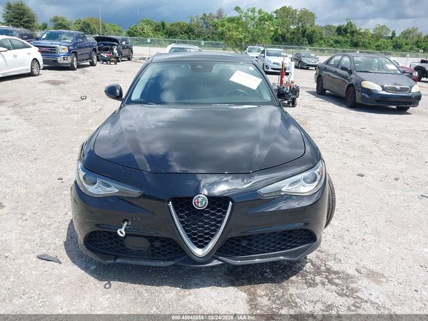 2017 ALFA ROMEO GIULIA TI RWD