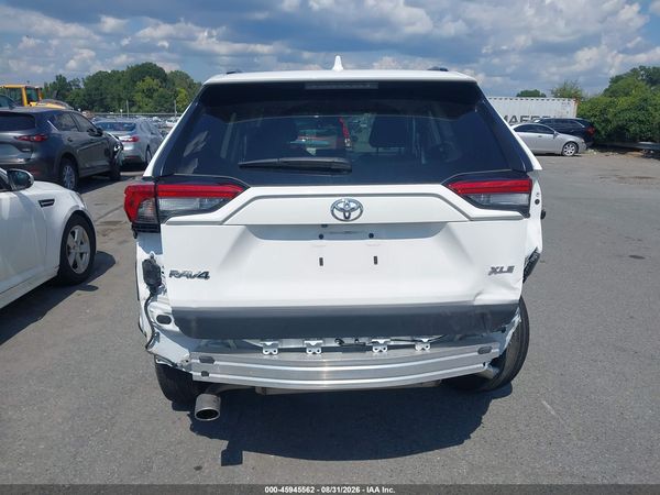 2023 TOYOTA RAV4 XLE — I119