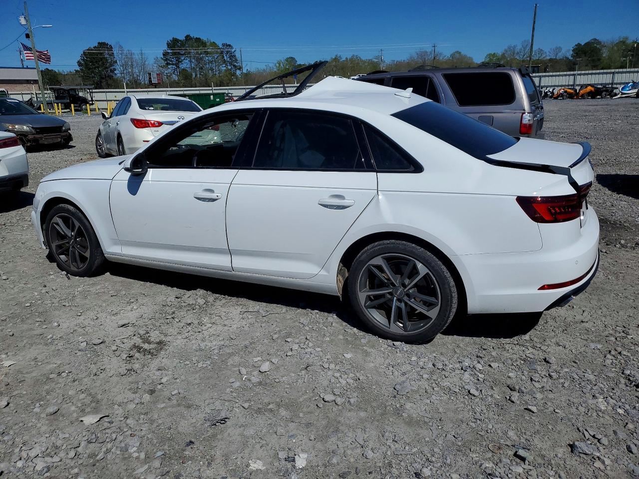 2019 AUDI A4 Premium, Titanium