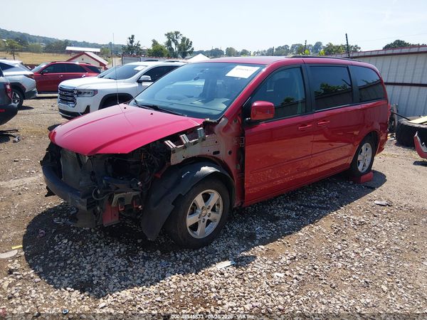 2013 DODGE GRAND CARAVAN SXT — I2