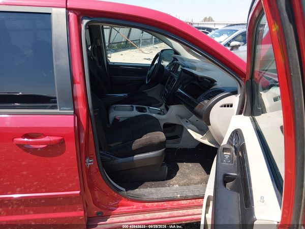 2013 DODGE GRAND CARAVAN SXT — I5