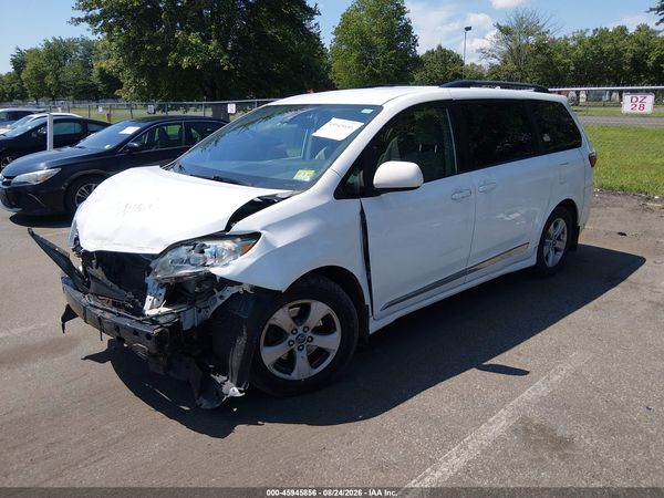 2019 TOYOTA SIENNA — I2