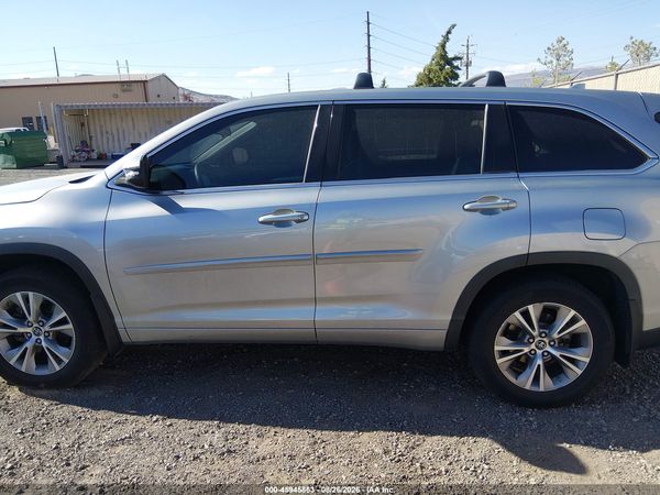 2016 TOYOTA HIGHLANDER LE PLUS V6