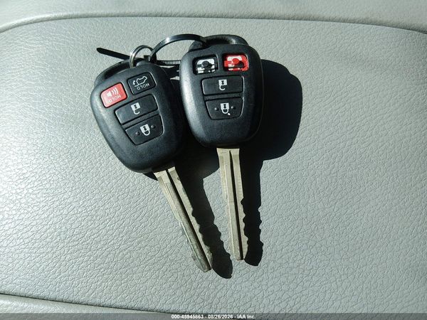 2016 TOYOTA HIGHLANDER LE PLUS V6